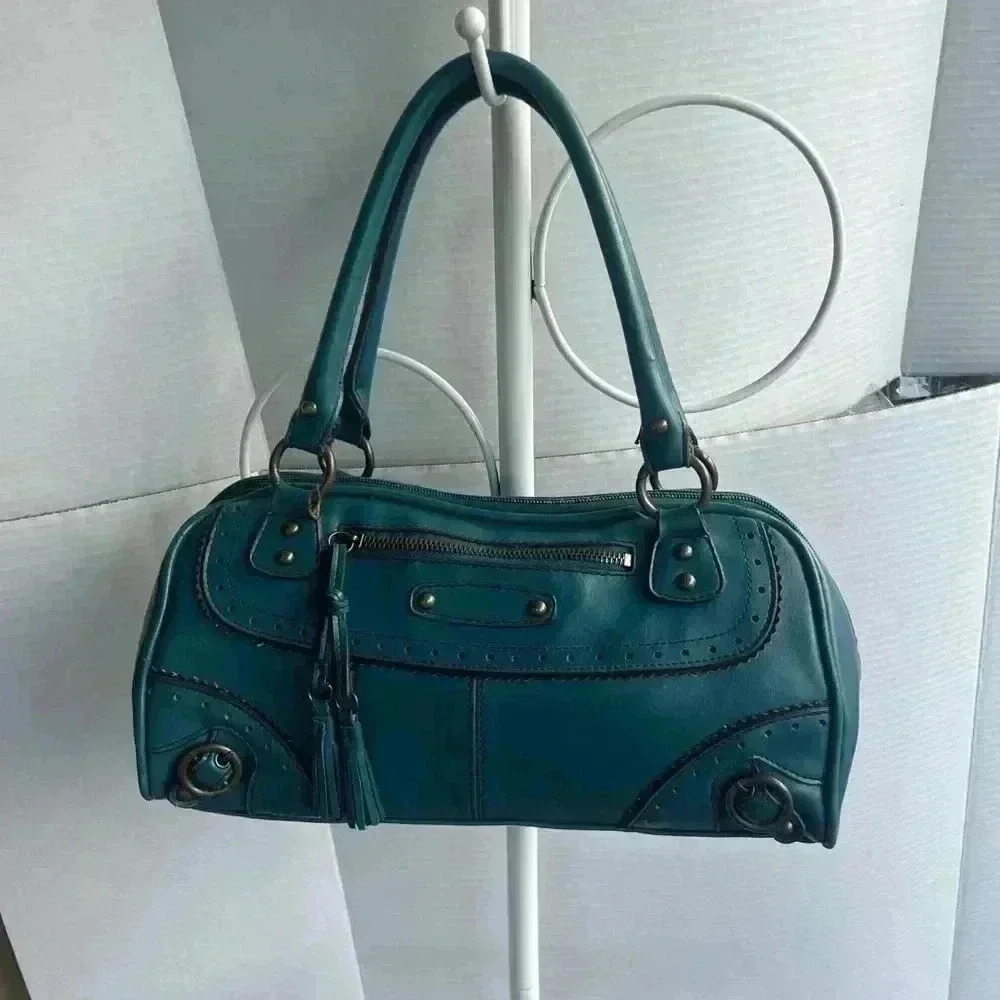 Worthington Shoulder Bag with matching coin purse - Picture 1 of 14
